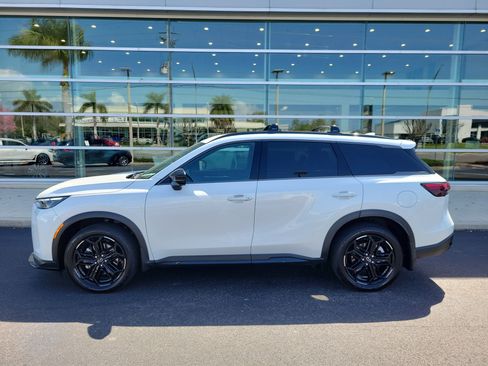 Used 2026 INFINITI QX60 Sport w/ Dark Cargo Package image 7