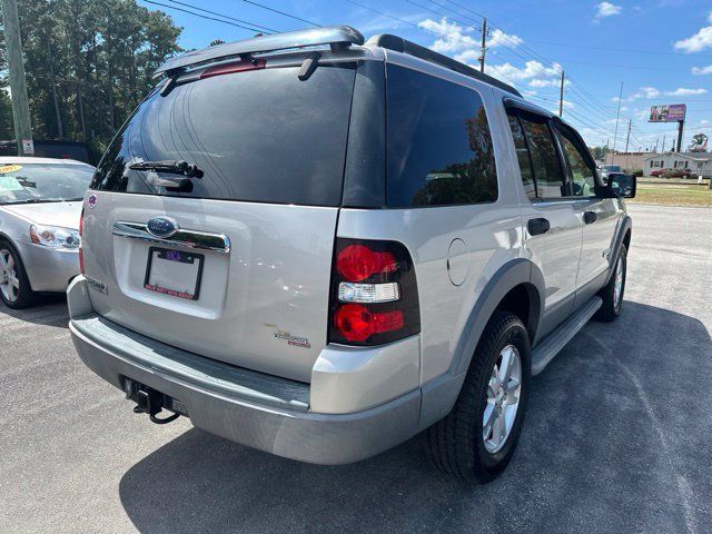Used 2006 Ford Explorer XLT AWD/4WD image 6