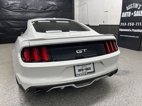 Used 2015 Ford Mustang GT Premium w/ Equipment Group 401A RWD image 5
