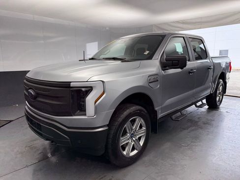 Used 2023 Ford F150 Lightning Pro w/ Tow Technology Package image 9