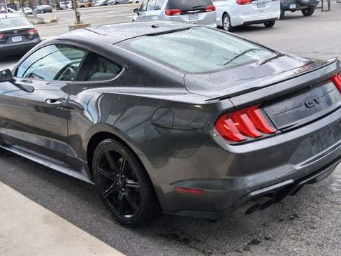 Used 2019 Ford Mustang GT image 5
