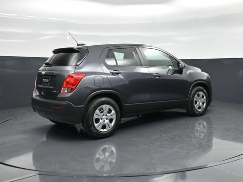 Used 2016 Chevrolet Trax LS FWD image 26