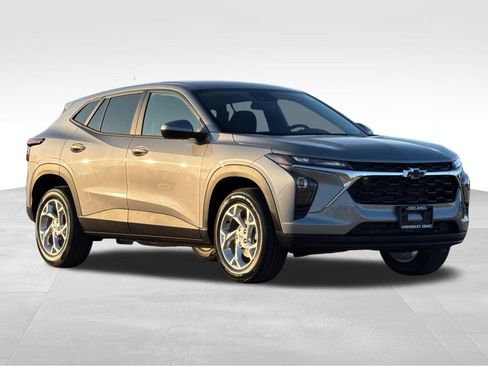 New 2026 Chevrolet Trax LS w/ LS Convenience Package image 7