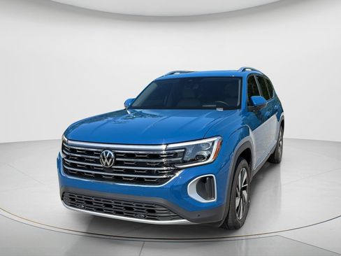 Certified 2026 Volkswagen Atlas SEL AWD/4WD image 1