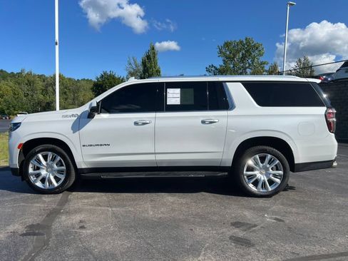 Used 2021 Chevrolet Suburban High Country AWD/4WD image 45