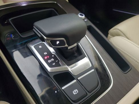 Used 2024 Audi Q5 2.0T Prestige w/ Prestige Package image 35