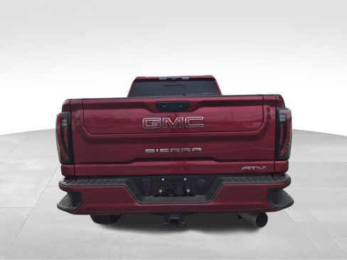 Used 2025 GMC Sierra 2500 AT4 w/ AT4 Premium Plus Package image 7