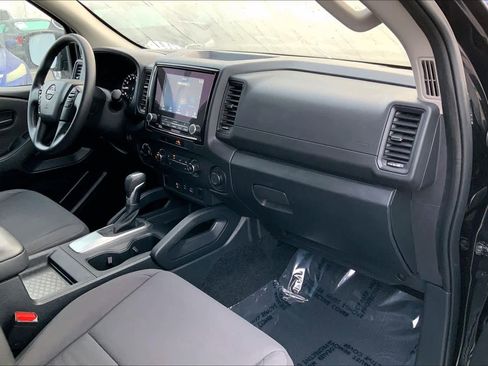 Used 2022 Nissan Frontier S w/ Technology Package image 17