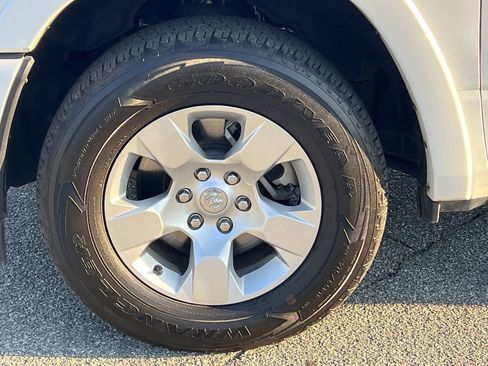 Used 2025 RAM 1500 Big Horn image 40