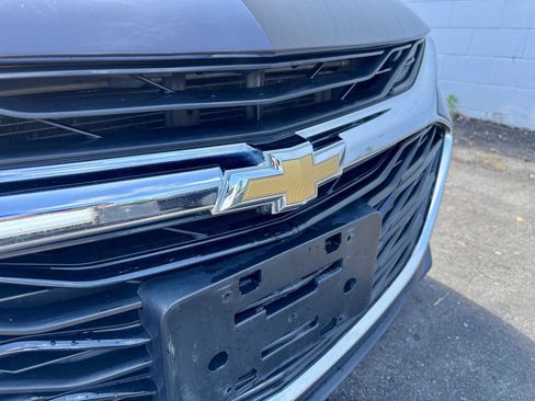 Used 2020 Chevrolet Malibu LT FWD image 35