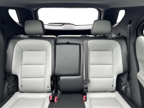 Used 2019 Chevrolet Equinox Premier AWD/4WD image 17