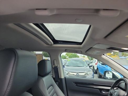 Used 2025 Honda CR-V EX-L image 11