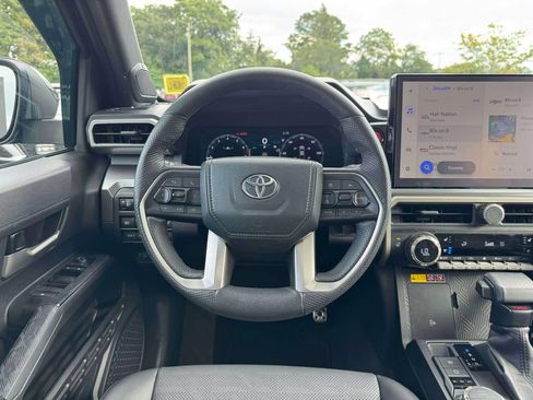 Used 2024 Toyota Tacoma TRD Sport w/ TRD Sport Premium Package AWD/4WD image 22