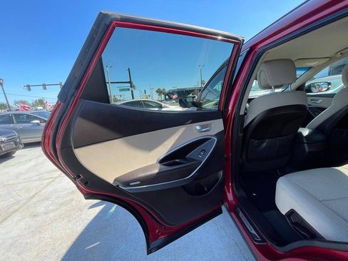 Used 2017 Hyundai Santa Fe Sport FWD image 5