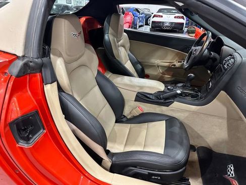 Used 2012 Chevrolet Corvette Convertible w/ 3LT Preferred Equipment Group RWD image 16