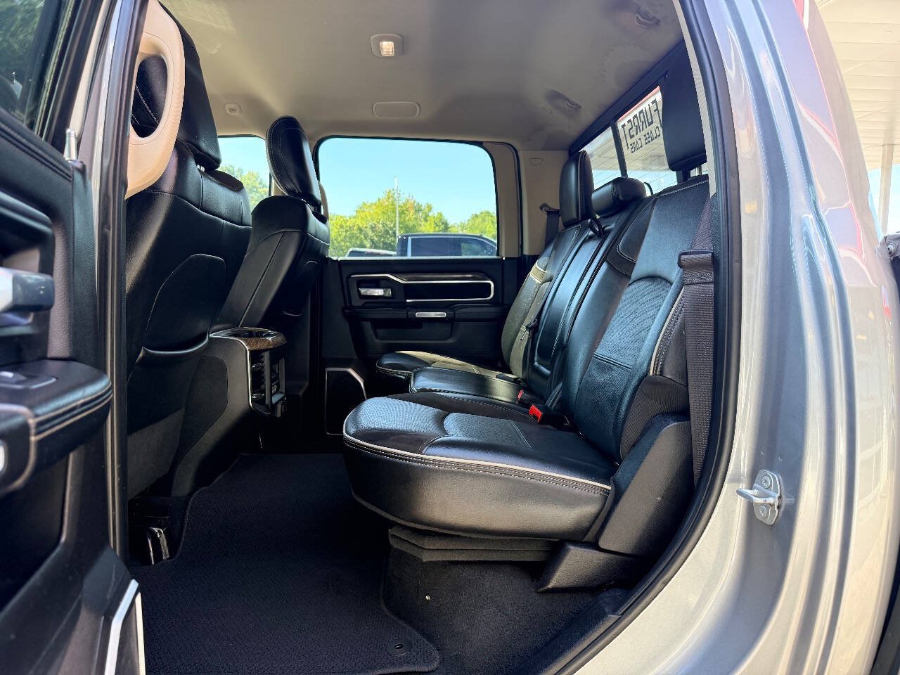 Used 2019 RAM 3500 Laramie AWD/4WD image 31