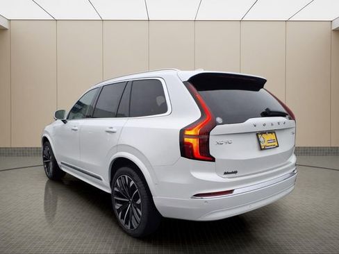 New 2026 Volvo XC90 T8 Ultra w/ Protection Package Premier AWD/4WD image 7
