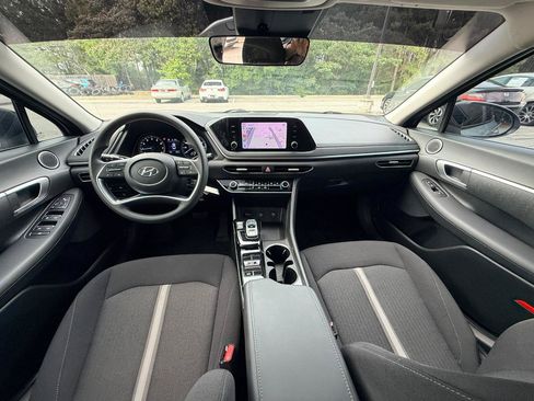 Used 2023 Hyundai Sonata SE FWD image 7