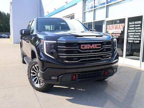 Used 2023 GMC Sierra 1500 AT4 w/ AT4 Premium Package AWD/4WD image 45