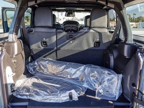 New 2026 Jeep Wrangler Unlimited Rubicon image 31