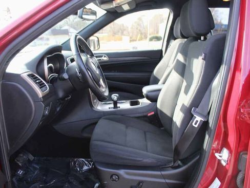 Used 2015 Jeep Grand Cherokee Laredo w/ Quick Order Package 23E image 25