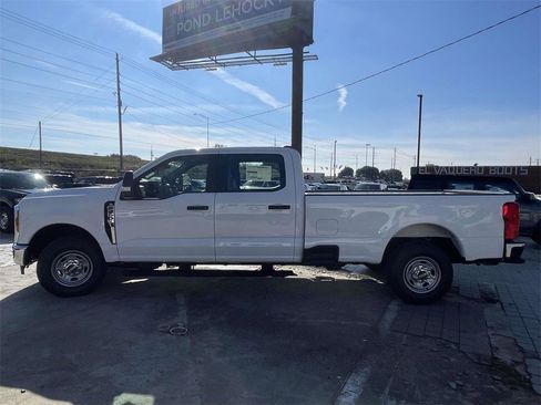 New 2026 Ford F250 XL w/ XL Chrome Package image 6