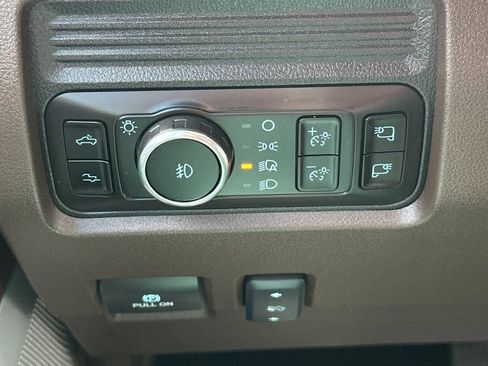 Used 2025 Ford F250 King Ranch AWD/4WD image 37