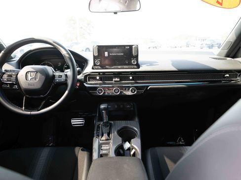 Used 2025 Honda Civic Sport image 20