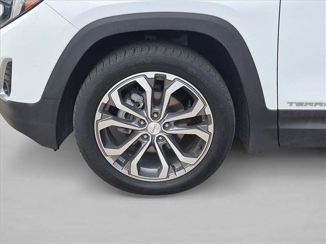Used 2021 GMC Terrain SLT w/ LPO, Floor Liner Package AWD/4WD image 24
