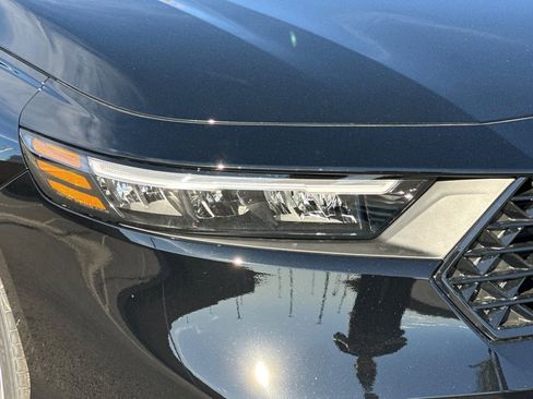 New 2026 Honda Accord LX image 28