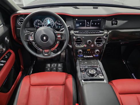 Used 2020 Rolls-Royce Cullinan Black Badge AWD/4WD image 11