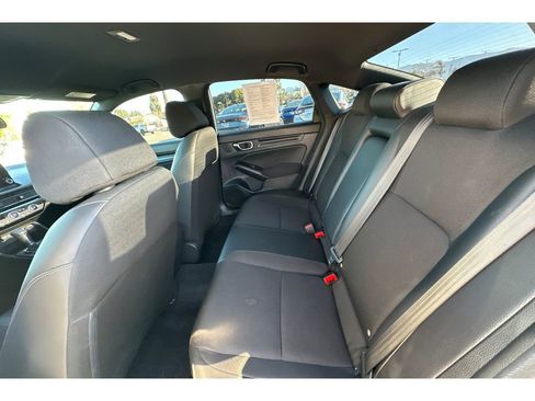 Used 2025 Honda Civic Sport image 14