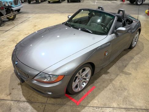 Used 2003 BMW Z4 3.0i RWD image 15
