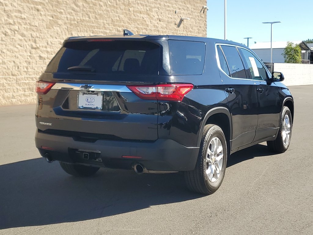 Used 2020 Chevrolet Traverse LS FWD image 4