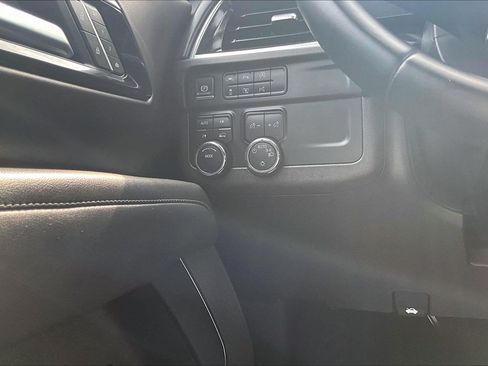 Used 2025 Chevrolet Tahoe LT AWD/4WD image 38