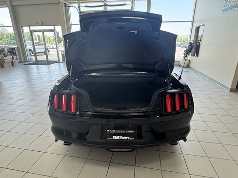 Used 2017 Ford Mustang GT Premium image 42