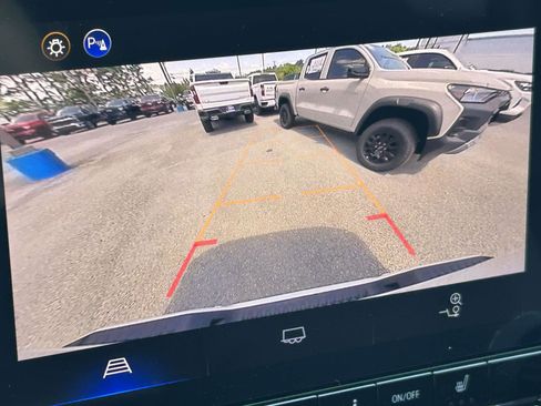 New 2026 Chevrolet Colorado LT RWD image 23