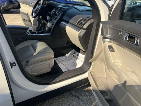 Used 2011 Ford Explorer 2WD image 21