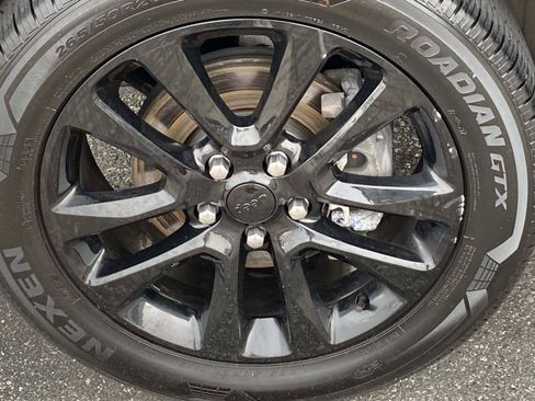 Used 2020 Jeep Grand Cherokee Altitude AWD/4WD image 27