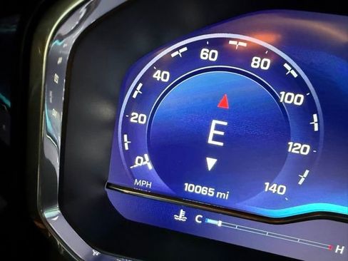 Used 2024 Chevrolet Silverado 1500 LT Trail Boss w/ LT Trail Boss Premium Package image 16