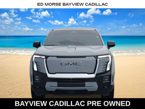 Used 2025 GMC Sierra EV Denali AWD/4WD image 9