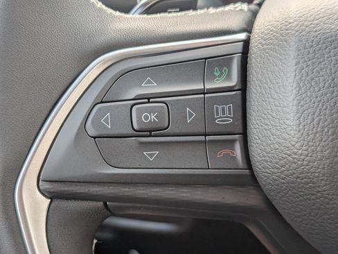 New 2025 Jeep Grand Cherokee L Laredo w/ Luxury Tech Group I image 16