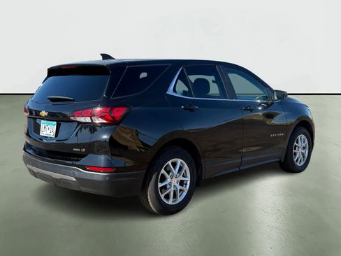 Used 2024 Chevrolet Equinox LT image 4