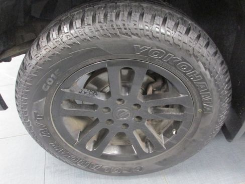 Used 2011 Nissan Titan SL w/ Heavy Metal Edition Pkg image 16