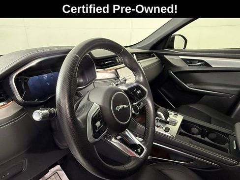 Certified 2023 Jaguar F-PACE R-Dynamic S image 15