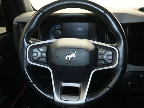 Used 2022 Ford Bronco Badlands AWD/4WD image 12