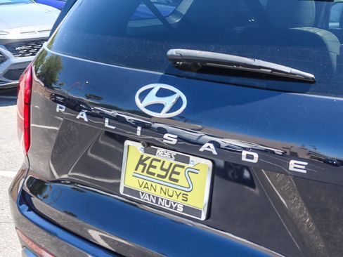 Certified 2024 Hyundai Palisade Limited FWD image 9