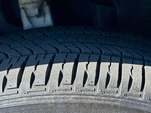 Used 2025 Dodge Durango GT w/ Blacktop Package image 34