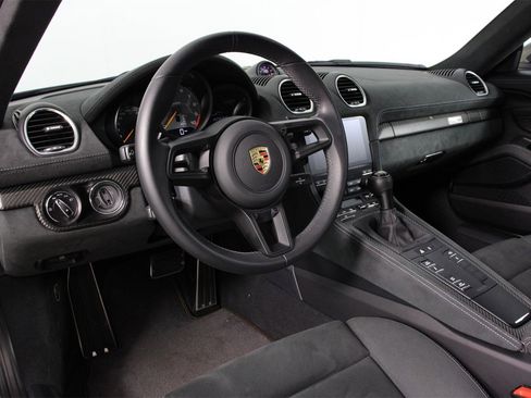 Used 2024 Porsche 718 Cayman GT4 RS image 4