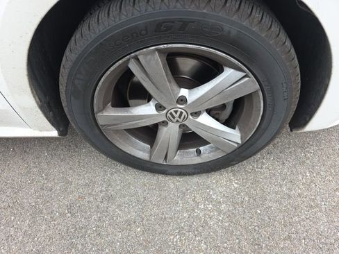 Used 2012 Volkswagen Passat 2.5 SE image 8